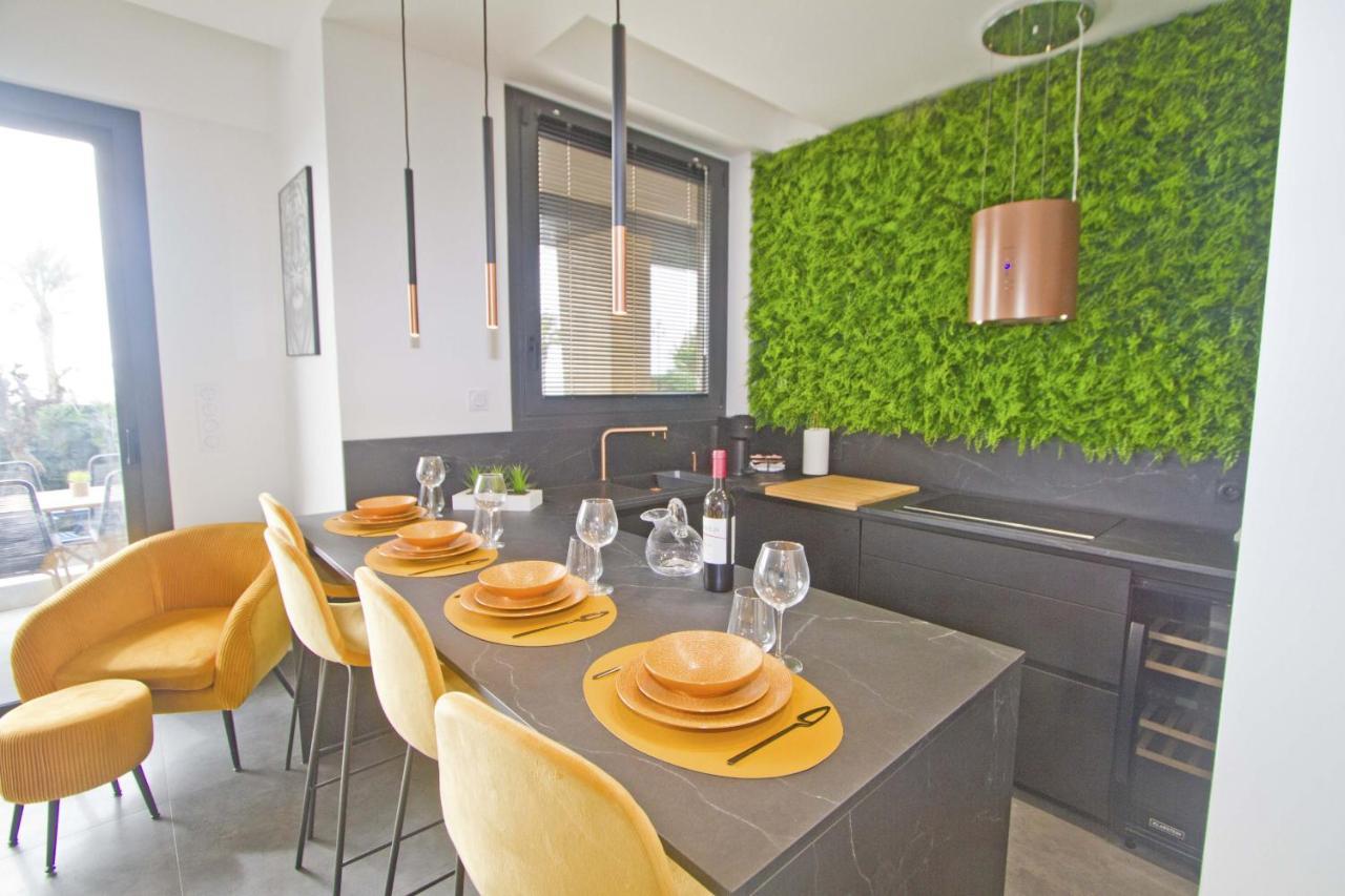 Luxury Garden Jacuzzi Promenade Apartment Nisa Exterior foto