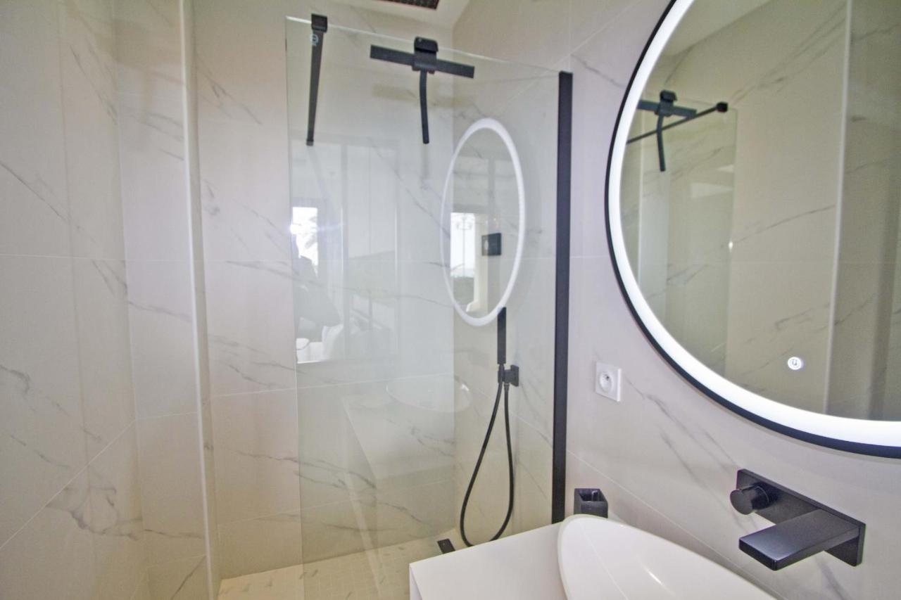 Luxury Garden Jacuzzi Promenade Apartment Nisa Exterior foto