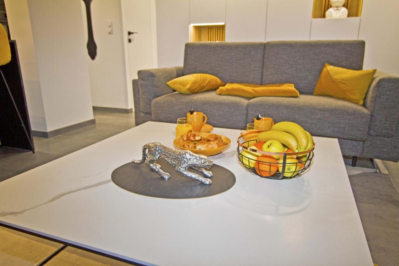 Luxury Garden Jacuzzi Promenade Apartment Nisa Exterior foto